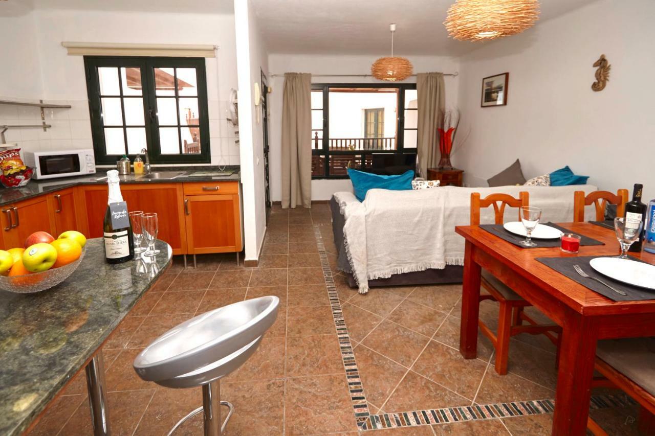 Casa Margarita - Shared Pool - Close To Seafront Promenade Punta Mujeres Dış mekan fotoğraf